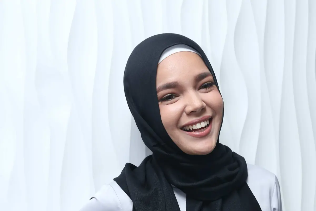 [Bintang] Dewi Sandra