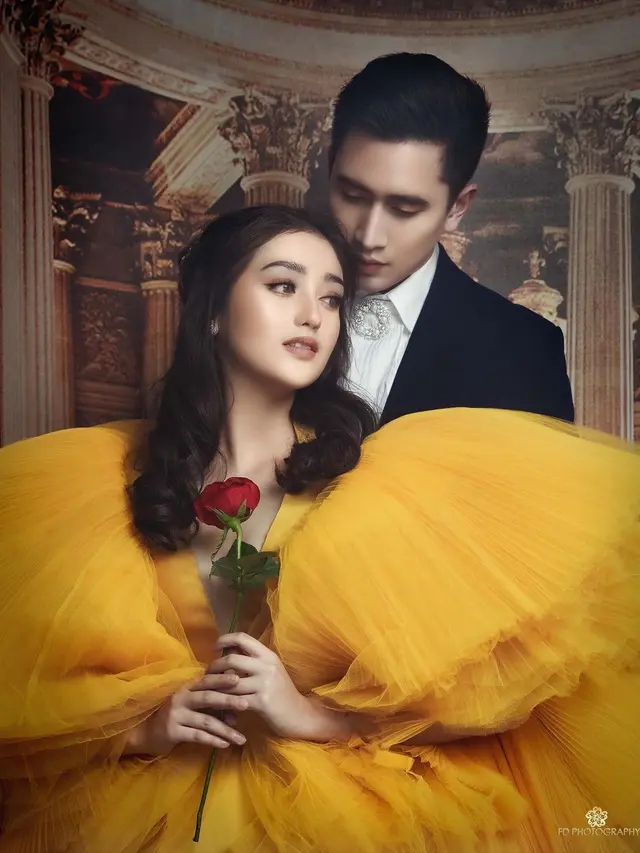 7 Pemotretan Verrell Bramasta dan Ranty Maria Bertema Beauty and The Beast