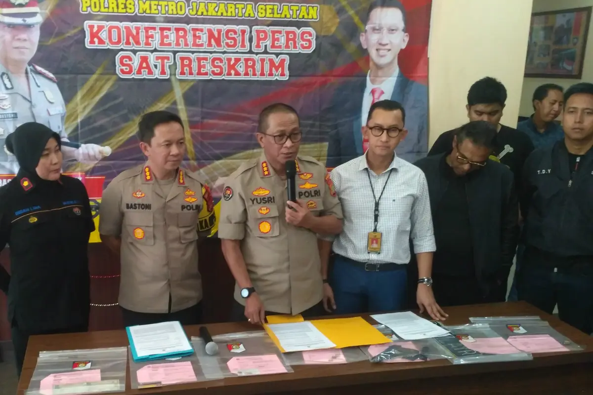 Pengemudi Lamborghini melakukan aksi koboi dengan menodongkan pistol ke pelajar menjadi tersangka, Selasa (24/12/2019).