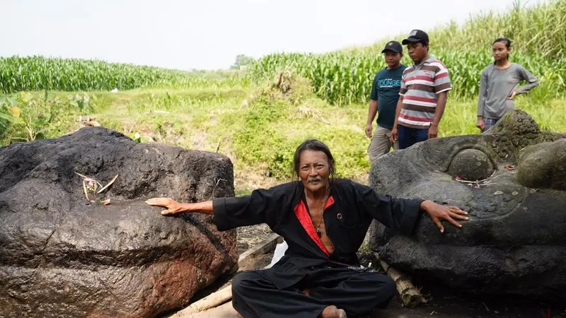 Cerita Warga Kediri Rela Wakafkan Tanah Untuk Batu Arca