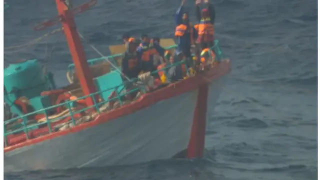 Kapal nelayan Indonesia tenggelam di perairan Australia Barat. (ADF)