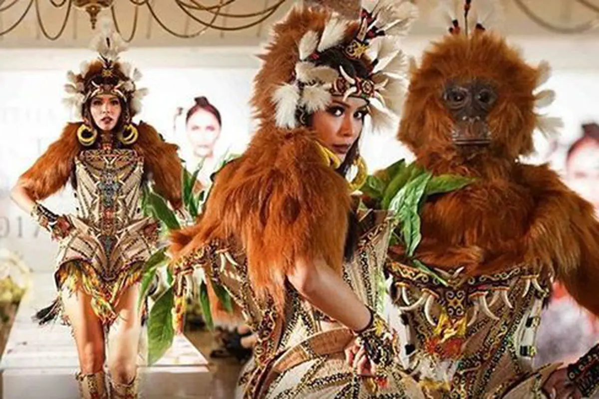 Bunga dan kostum nasional Indonesia di Miss Universe/copyright: instagram/officialputeriindonesia