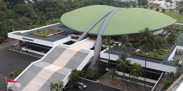 DPR Hemat Energi: Jatah BBM Pejabat Dipangkas, Lampu Gedung Dimatikan Pukul 18.00