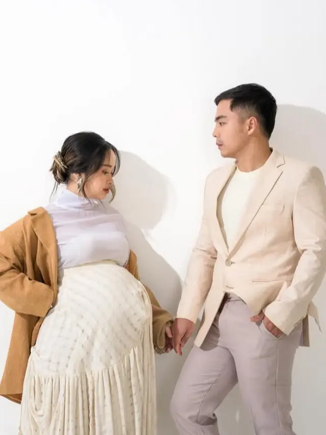 Maternity Shoot Gritte Agatha dan Suami. [@gritteagathaa]