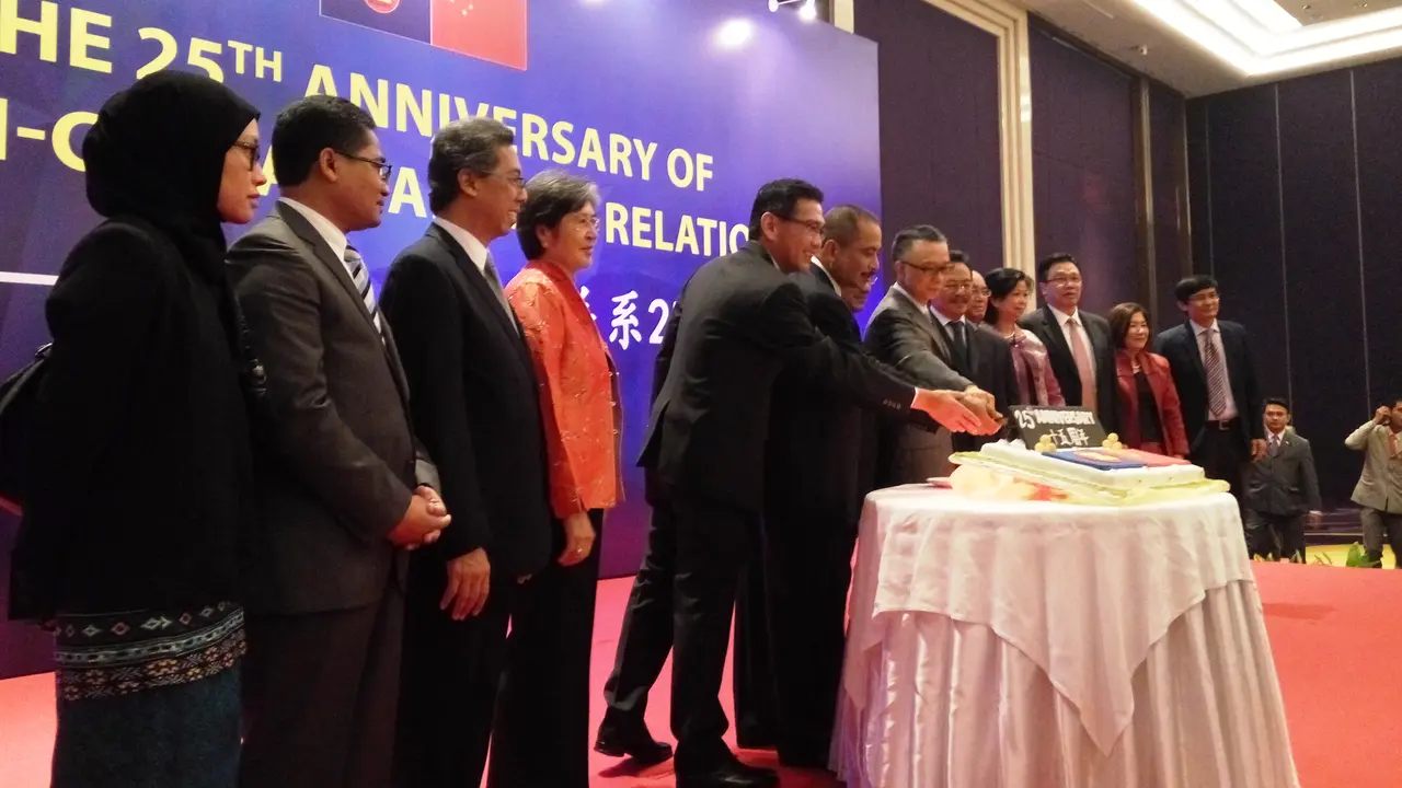 Perayaan 25 tahun hubungan ASEAN dan China