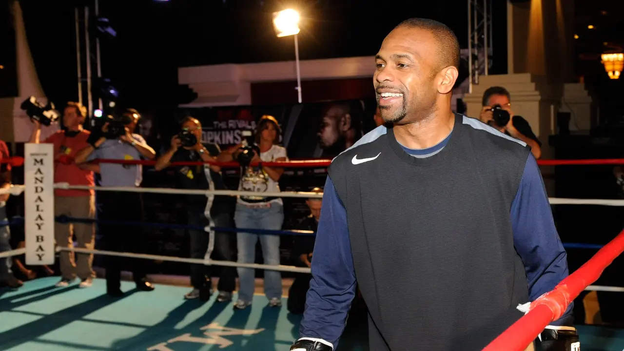 Roy Jones Jr calon lawan Mike Tyson di laga amal, 28 November mendatang