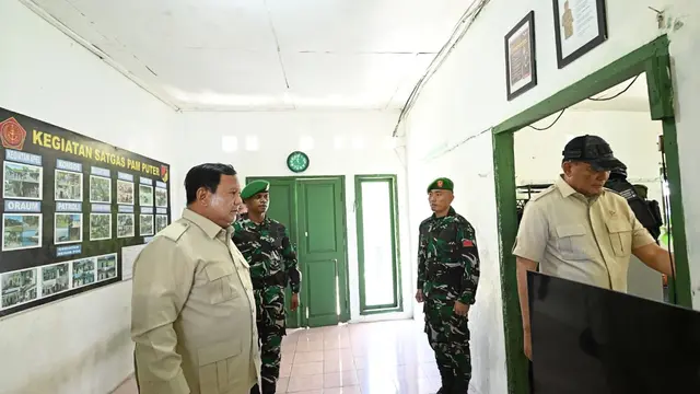 Saat Prabowo Hentikan Konvoi Demi Sapa Prajurit Penjaga Pulau Terluar RI