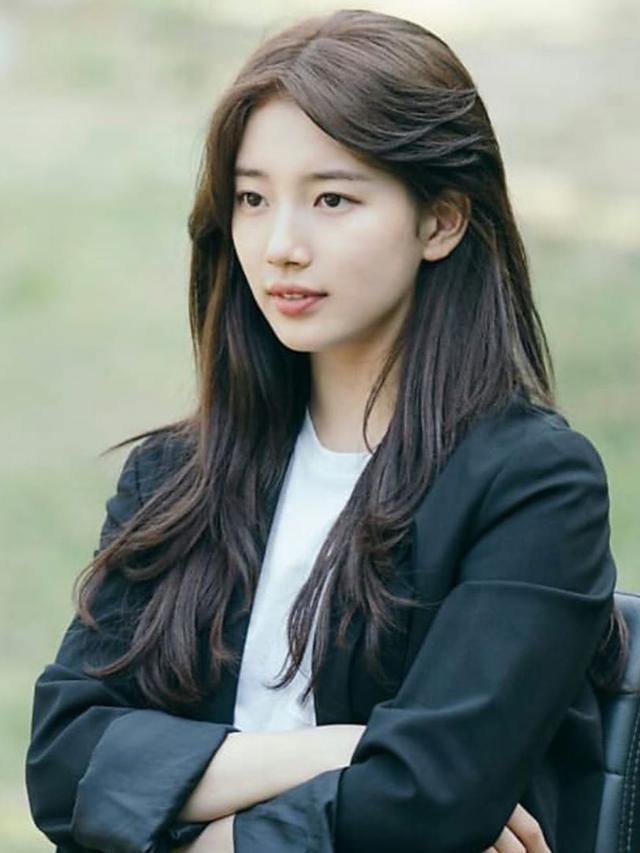 FOTO: Penampilan Bae Suzy dengan Berbagai Gaya Rambut, Selalu Menawan