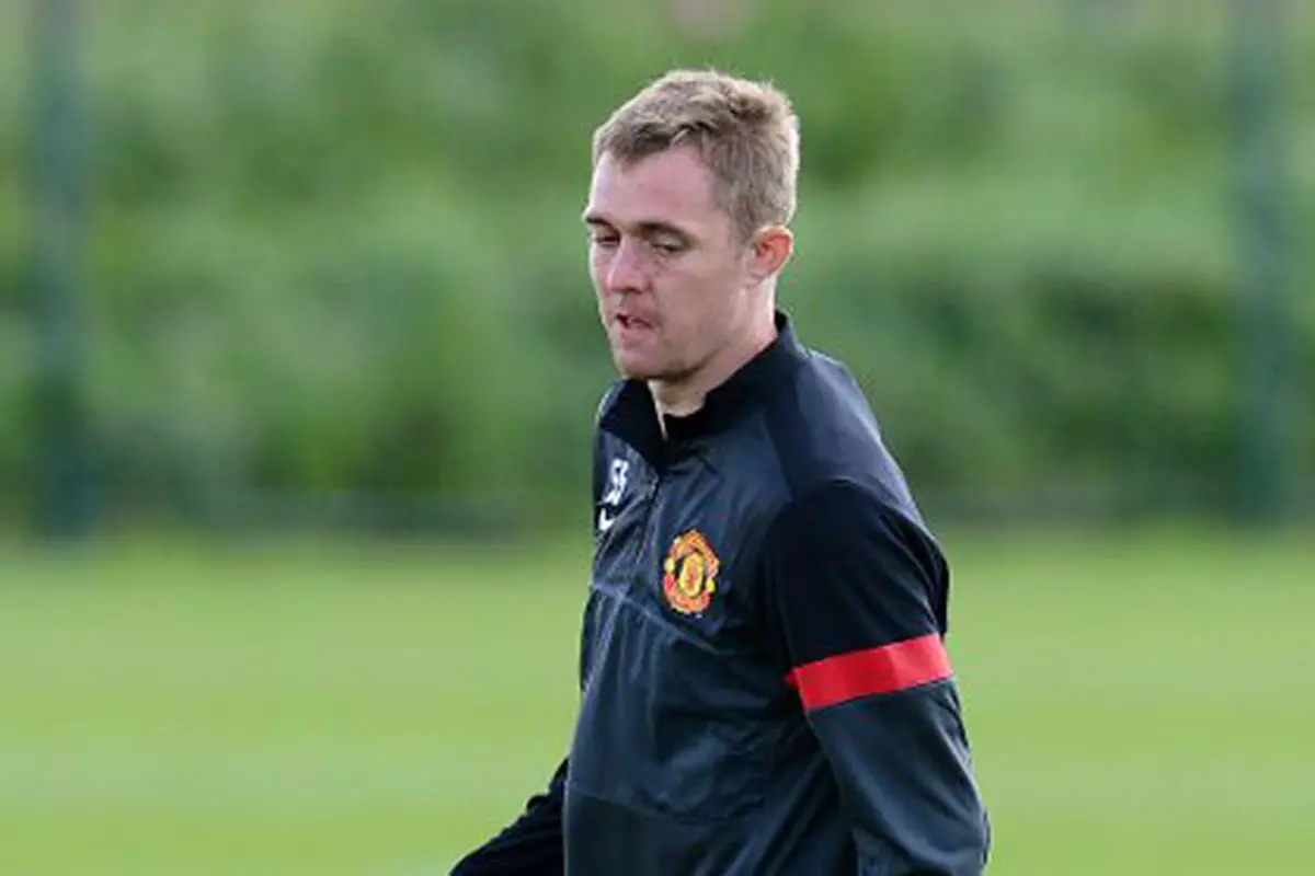 darren-fletcher-121025afp.jpg