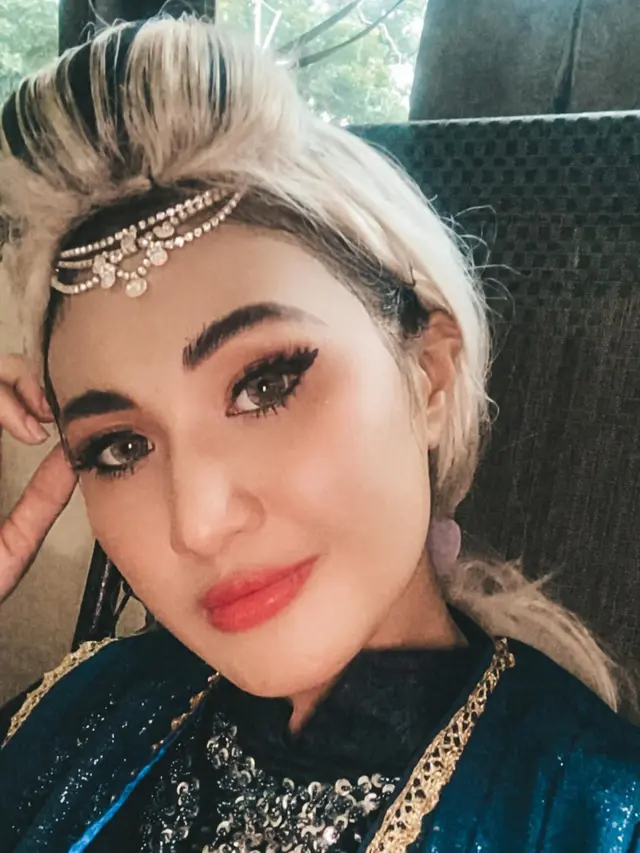7 Gaya Camelia Putri saat Akting di Drama Kolosal, Bikin Pangling