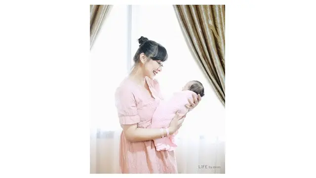 7 Potret Anak Pertama Yuanita Christiani, Parasnya Curi Perhatian