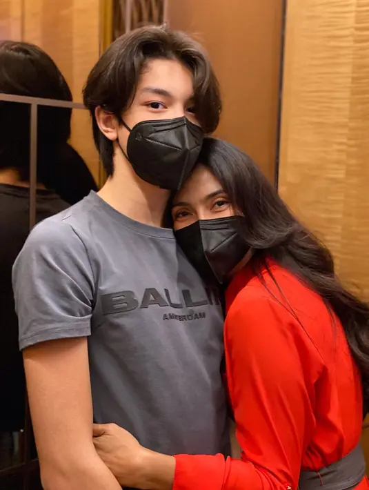 Maudy Koesnaedi dan Eddy Meijer (Instagram/maudykoesnaedi)