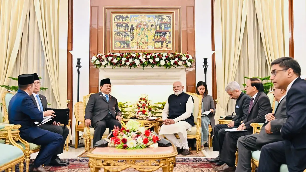 Presiden Prabowo Subianto melakukan pertemuan bilateral dengan Perdana Menteri (PM) India Narendra Modi di Hyderabad House, New Delhi, Sabtu (25/1/2025). (Foto: Laily Rachev - Biro Pers Sekretariat Presiden)