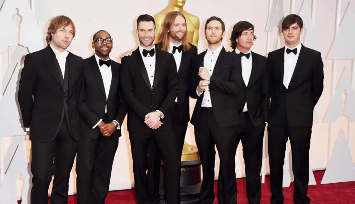 Band terkenal dari AS, Maroon 5, secara mendadak mengumumkan pembatalan rencana konser mereka di Indonesia. Konser yang akan diadakan pada 23 September 2015 itu dibatalkan karena bertepatan dengan Idul Adha 1436 H. (Jason Merritt/Getty Images/AFP)