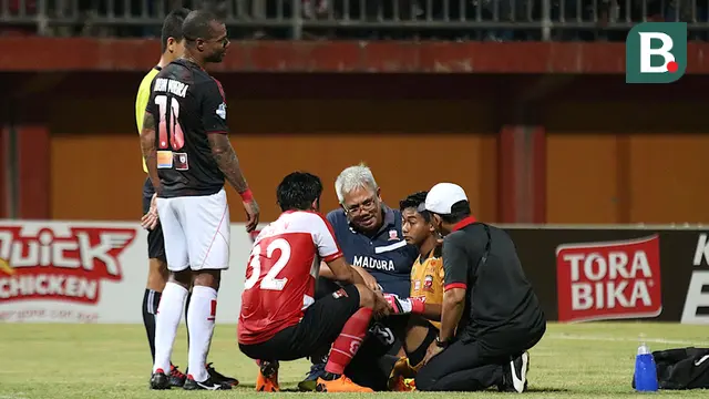 Madura United vs Persipura Jayapura