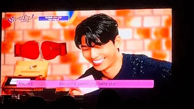 Wi Ha Jun menggelar fanmeeting 'Wi Ha Jun: A Wively Day 2024' di The Kasablanka Hall, Jakarta pada Sabtu (28/09/2024) (Fimela.com/Dok/Rianti Fitri Wulandari)