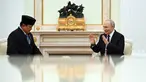 Presiden Republik Indonesia, Prabowo Subianto (kiri) saat melakukan pertemuan dengan Presiden Rusia Vladimir Putin di Istana Kremlin, Moskow pada Senin 13 April 2026. Presiden Republik Indonesia, Prabowo Subianto, kembali bertemu Presiden Rusia, Vladimir Putin. (Igor IVANKO/POOL/AFP)