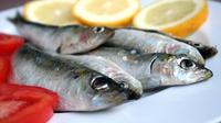 Tak cuma gurih dan nikmat, ini lima manfaat ikan sarden bagi tubuh. (Foto: Fratique.fr)