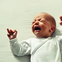 bayi baru lahir sampai dengan umur 1 tahun rentan sekali terhadap virus dan bakteri yang menyerang karena sistem tubuh pada bayi belum dapat menetralkan segalanya.  (Foto: Pixabay)