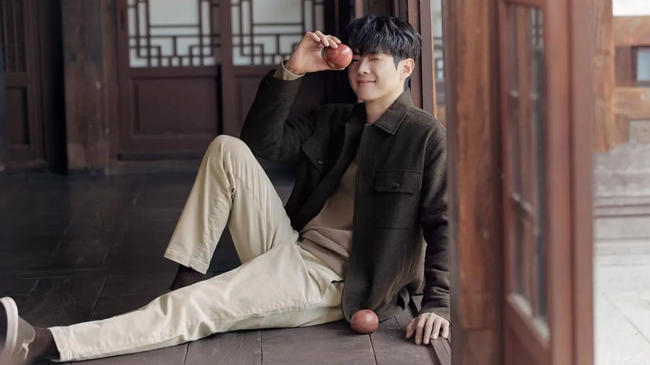 FOTO: Gaya Penampilan Kasual Choi Woo Shik, Bisa Jadi Inspirasi