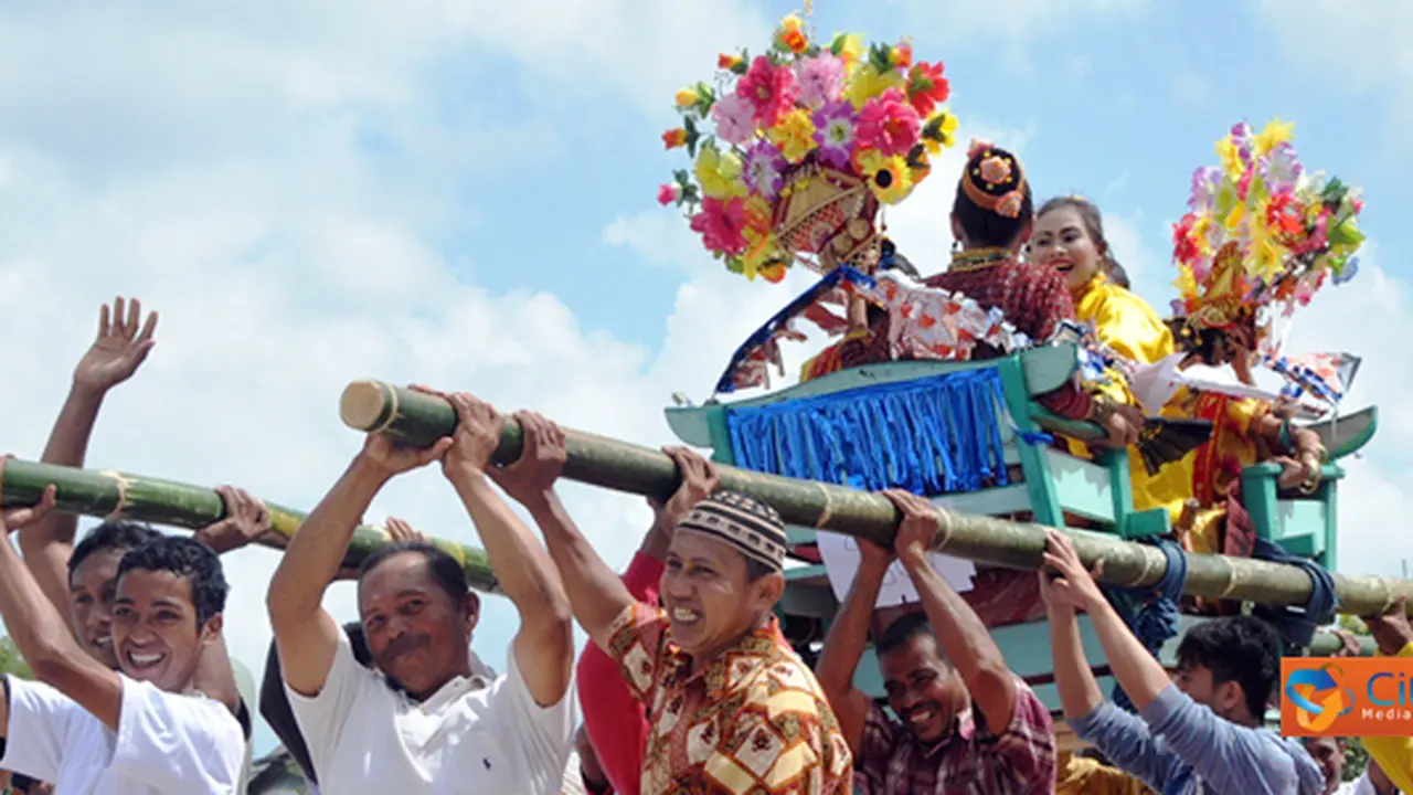 Menko Kesra Launching Sail Wakotobi-Belitong 2011