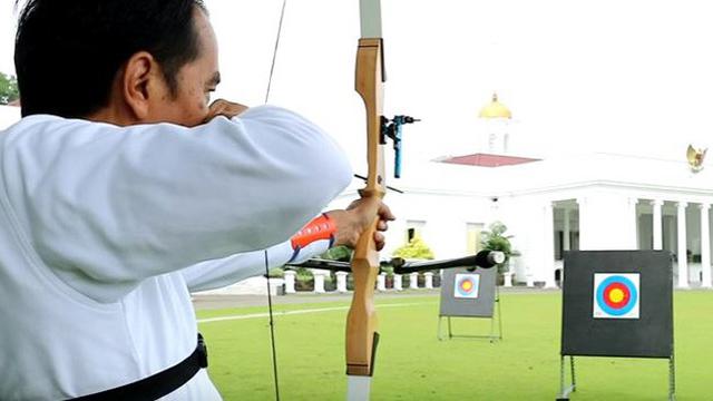 Jokowi ikut kejuaraan panahan