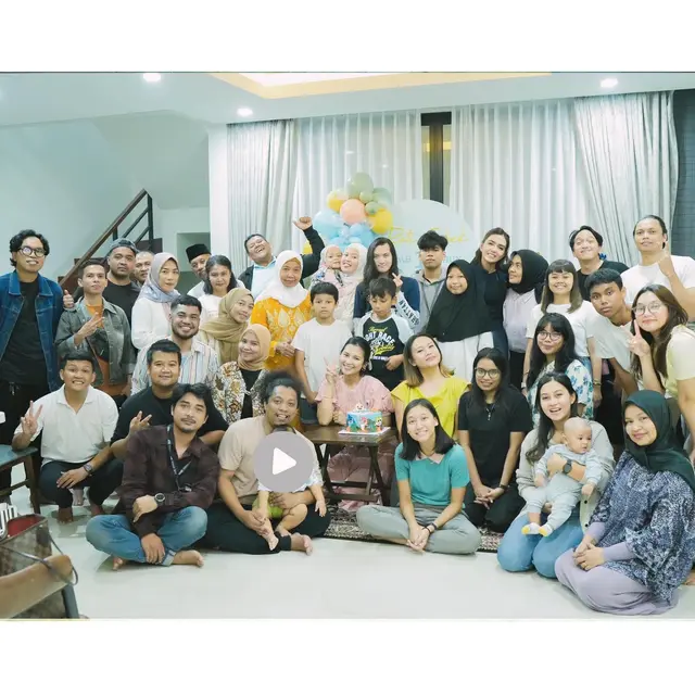 6 Potret Ulang Tahun ke-1 Anak Indah Permatasari, Wajah Masih Belum Diungkap