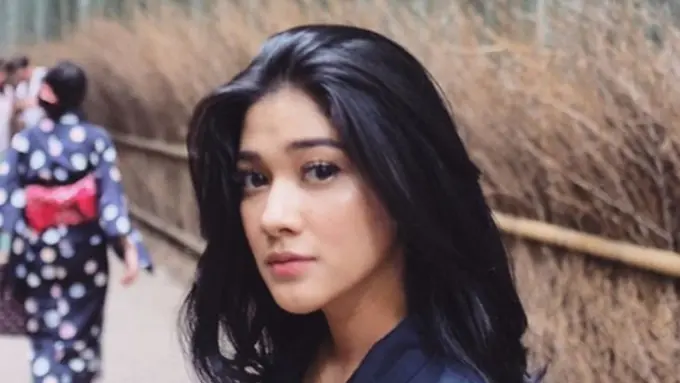 Makeup Simpel ala Naysilla Mirdad Bikin Cantik Natural