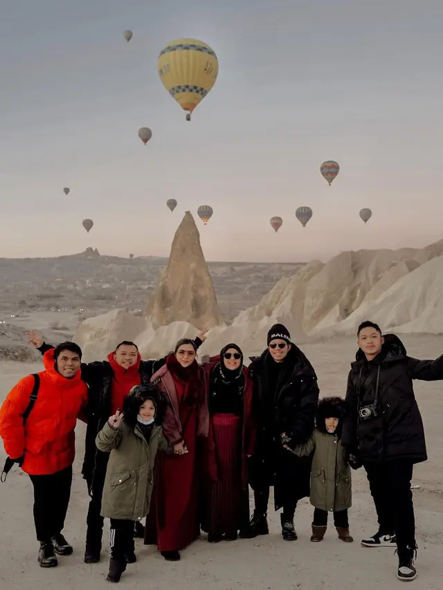 Aurel Hermansyah liburan di Cappadocia (Foto: Instagram/ashanty_ash)
