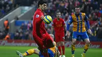 Pesepakbola Disarankan Pakai Helm Saat Bertanding