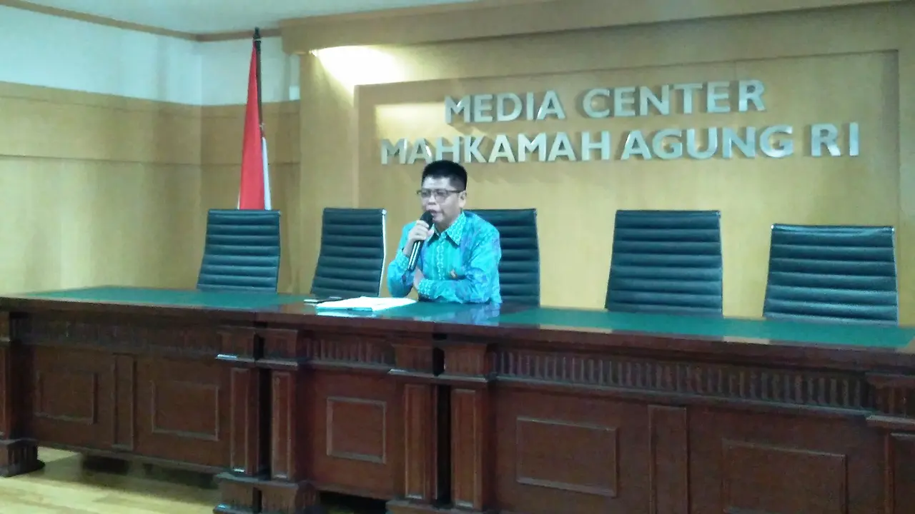 Kabiro Hukum dan Humas MA Abdullah