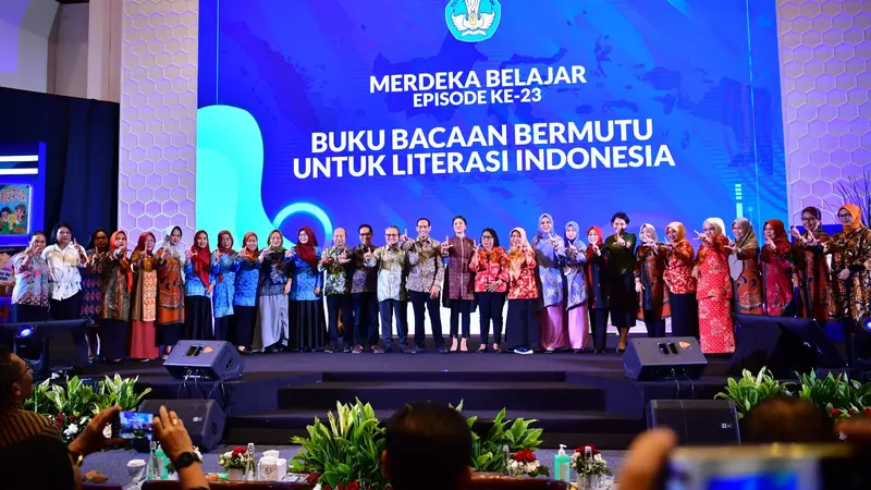 Menteri Nadiem Ingatkan Tiga Pilar Utama untuk Sukseskan Kebijakan Merdeka Belajar Episode ke-23