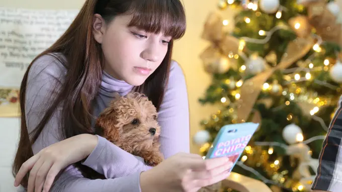 [Bintang] Suka Baca Buku, Alasan Cassandra Lee Tertarik dengan Dunia Akting