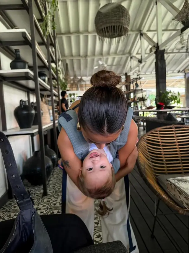 Jennifer Coppen dan Baby Kamari (Instagram/@lalamarionmj)