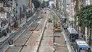 Suasana proyek Mass Rapid Transit (MRT) Fase 2 segmen CP203 Glodok-Kota di kawasan Glodok, Jakarta, Rabu (15/12/2021). Progres proyek MRT Fase 2 segmen CP203 Glodok-Kota saat ini baru mencapai 5,8 persen. (merdeka.com/Iqbal S. Nugroho)