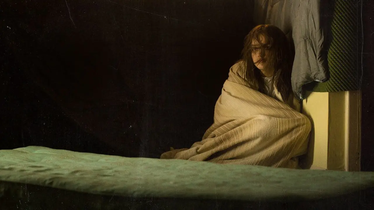 The Quiet Ones Rilis Adegan-adegan Seram