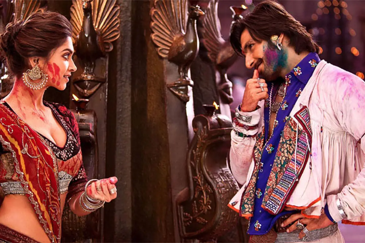 Begini Tatapan Mesra Deepika Padukone dan Ranveer Singh