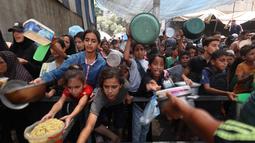 Perserikatan Bangsa-Bangsa (PBB) dan kelompok bantuan telah mengeluarkan peringatan tentang ancaman kelaparan di wilayah Palestina. (Eyad BABA/AFP)