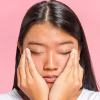 Ilustrasi Kulit Berminyak Oily Skin / by freepik