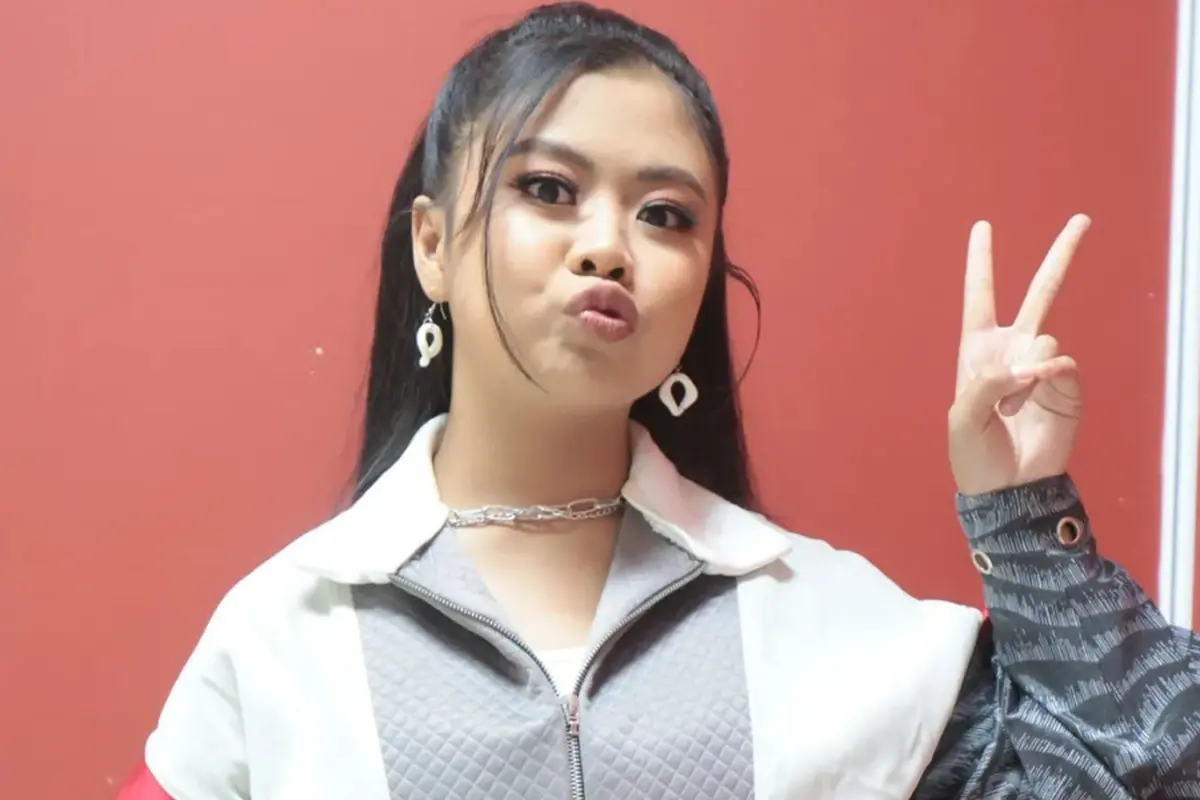 Kani Peserta Dangdut Academy 8