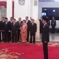 Mantan Presiden Megawati Soekarnoputri menghadiri pelantikan menteri oleh Presiden Jokowi di Istana Negara, Jakarta. (Liputan6.com/Ilyas Istianur Praditya)