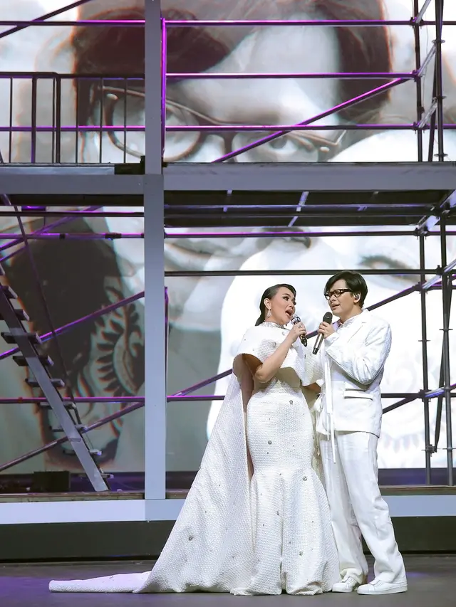 [Fimela] Armand Maulana - Dewi Gita