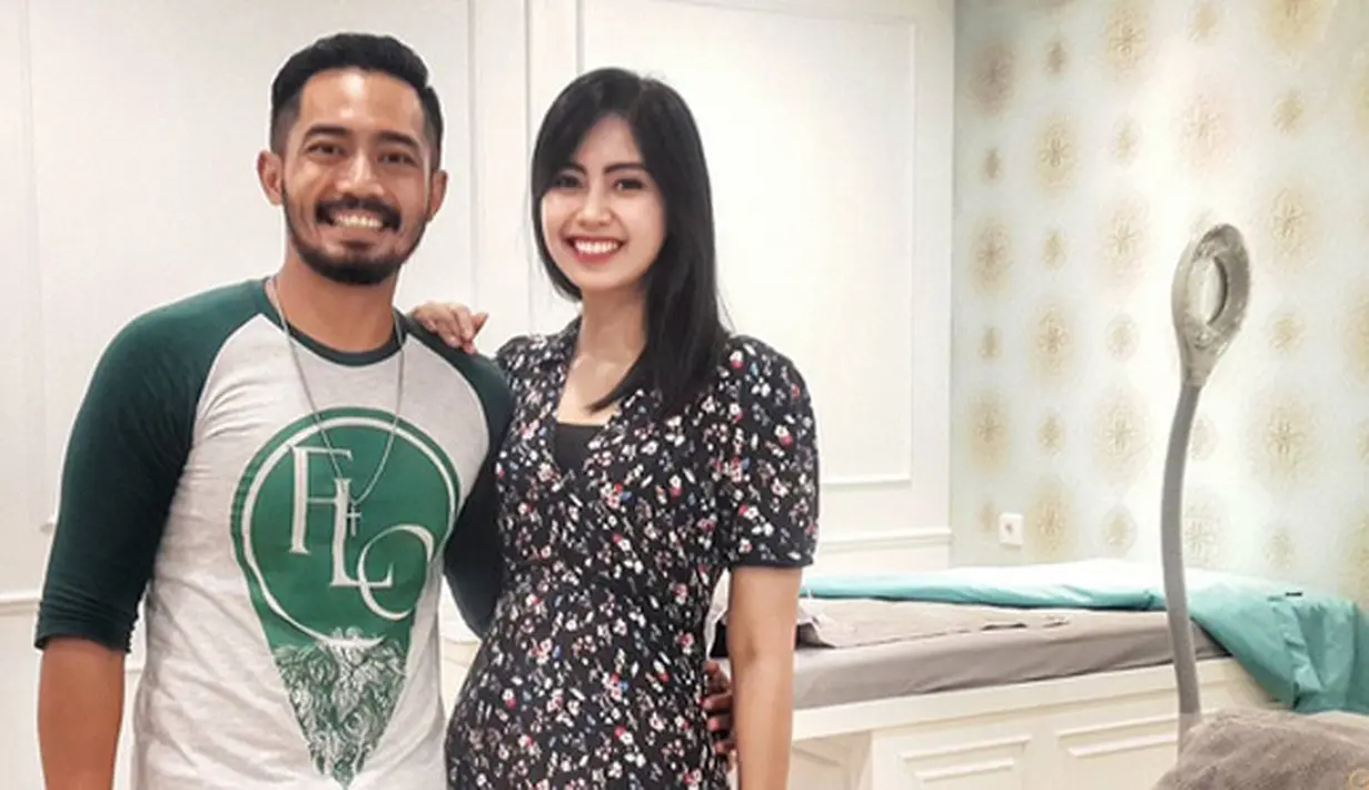 Perubahan positif juga banyak dirasakan oleh Yama Carlos yang kini sedang sibuk dengan film terbarunya, Satria. Demi membesarkan buah hati, pasangan ini mencoba kembali membina rumah tangga dengan melihat buah hatinya. (Instagram/yamacarlos7)