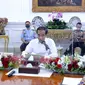Presiden Jokowi saat rapat terbatas dengan Wapres Ma'ruf Amin dan menteri Kabinet Indonesia Maju di Istana Merdeka Jakarta, Senin 3 Agustus 2020. (dok Biro Pers Sekretariat Presiden)
