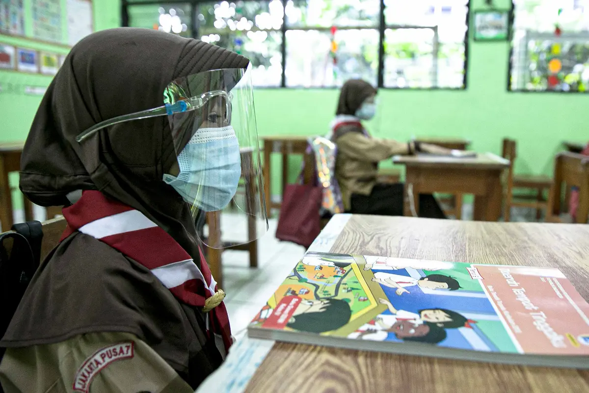 Uji coba pembelajaran tatap muka hari pertama
