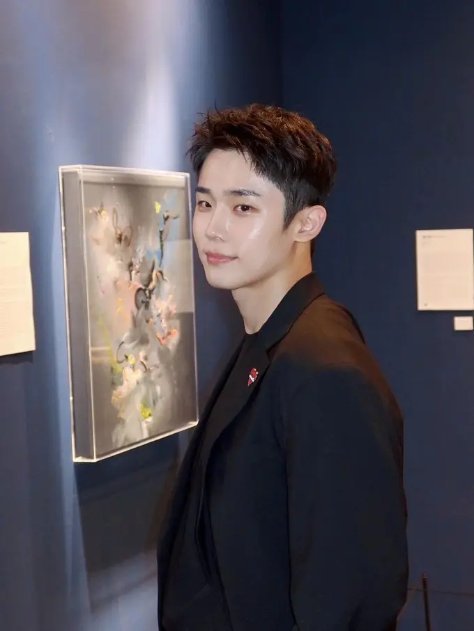 Choi Si Hoon Single's Inferno akan menikah dengan Ailee tahun depan. [Foto: Instagram/choi_hun2]