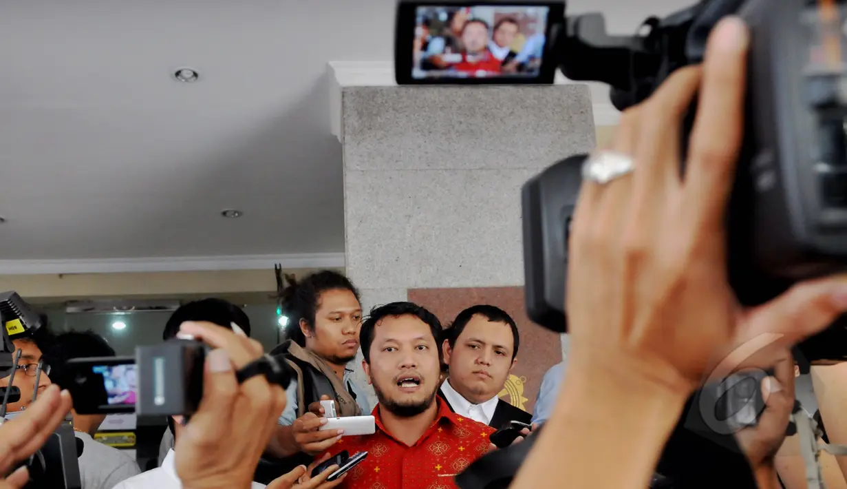 Kuasa hukum Wakil Ketua DPRD DKI Jakarta, Abraham Lunggana alias Lulung, Ramdan Alamsyah hadir di Bareskrim Mabes Polri, Rabu (29/4/2015). Kedatangannya untuk memastikan pemanggilan Haji Lulung. (Liputan6.com/Andrian M Tunay)  