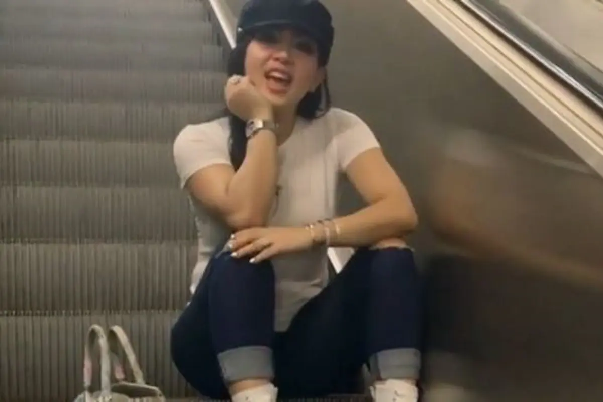 [Bintang] Syahrini