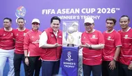 PSSI dan Pemprov DKI Jakarta Pamerkan Trofi FIFA ASEAN Cup 2026 di CFD Bundaran HI: Jadi Sasaran Swafoto Warga