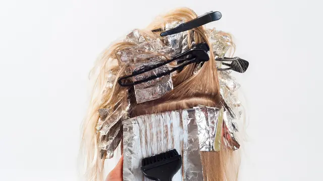 Bahaya cat rambut bagi kesehatan